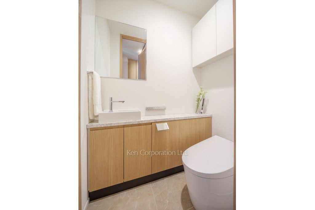 リビオレジデンス西麻布の写真 トイレ　※MODEL ROOM ※15階の同じ間取タイプを撮影。仕様が異なることがあります。