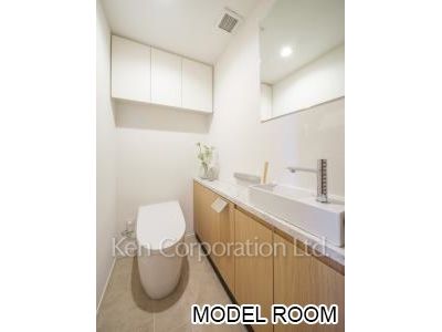リビオレジデンス西麻布の写真 トイレ　※MODEL ROOM ※8階の同じ間取タイプを撮影。仕様が異なることがあります。