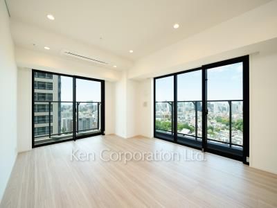 リビオレジデンス西麻布の写真 居室（LDなど） ※21階の同じ間取タイプを撮影。仕様が異なることがあります。