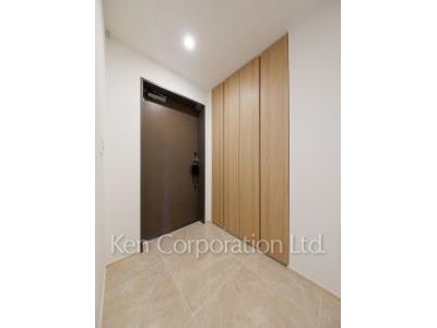 玄関 ※20階の同じ間取タイプを撮影。仕様が異なることがあります。