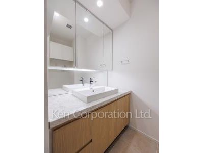 パウダールーム ※20階の同じ間取タイプを撮影。仕様が異なることがあります。