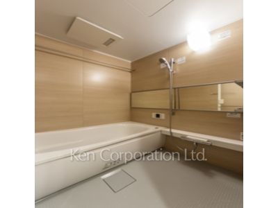 バスルーム ※写真・画像は実際と異なる場合がございます。部屋写真は同一タイプのものです。（ただし、画像中にタイプ名の記載がある場合はその記載内容を優先します。）