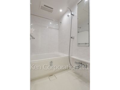 レフィールオーブ代々木の写真 バスルーム ※写真・画像は実際と異なる場合がございます。部屋写真は同一タイプのものです。（ただし、画像中にタイプ名の記載がある場合はその記載内容を優先します。）