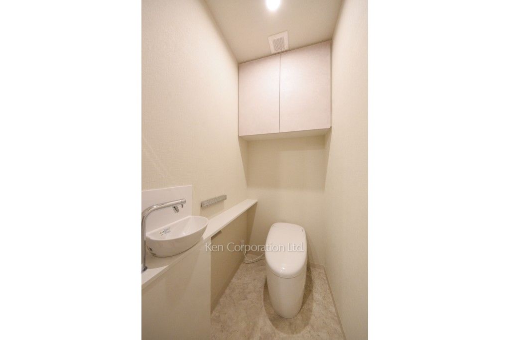 LEGASIS Daikanyamaの写真 トイレ