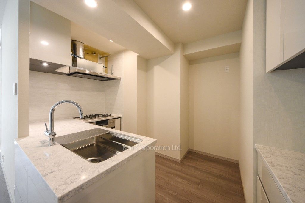 LEGASIS Daikanyamaの写真 キッチン