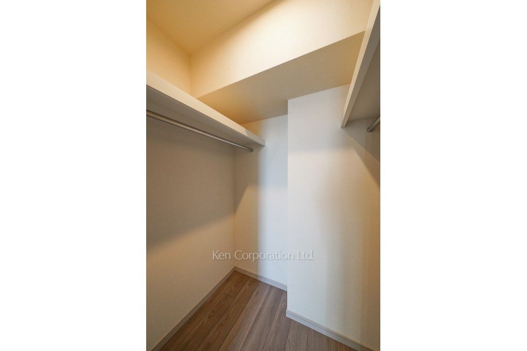 LEGASIS Daikanyamaの写真 ウォークインクローゼット