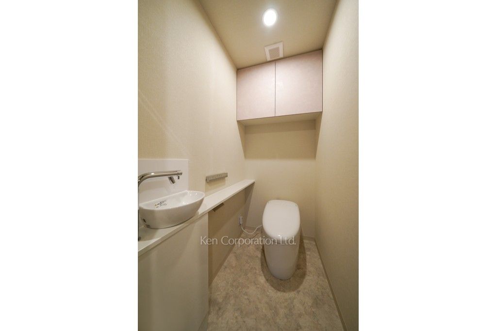 LEGASIS Daikanyamaの写真 トイレ