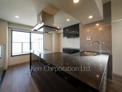 LEGASIS Daikanyamaの写真 キッチン