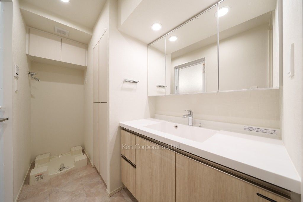 パークアクシス新宿百人町の写真 パウダールーム ※5階の同じ間取タイプを撮影。仕様が異なることがあります。