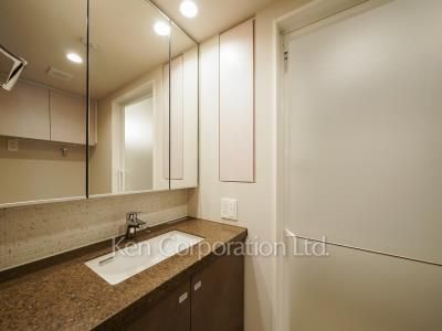 ザ・パークハビオ人形町レジデンスの写真 パウダールーム ※9階の同じ間取タイプを撮影。仕様が異なることがあります。