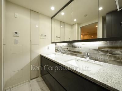 ザ・パークハウス広尾の写真 パウダールーム