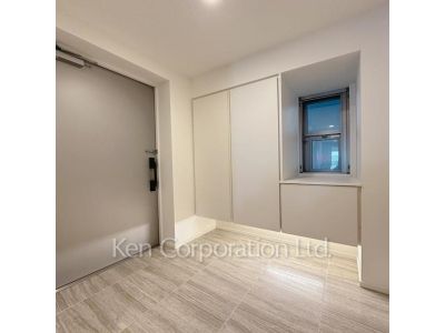 玄関 ※写真・画像は実際と異なる場合がございます。部屋写真は同一タイプのものです。（ただし、画像中にタイプ名の記載がある場合はその記載内容を優先します。）