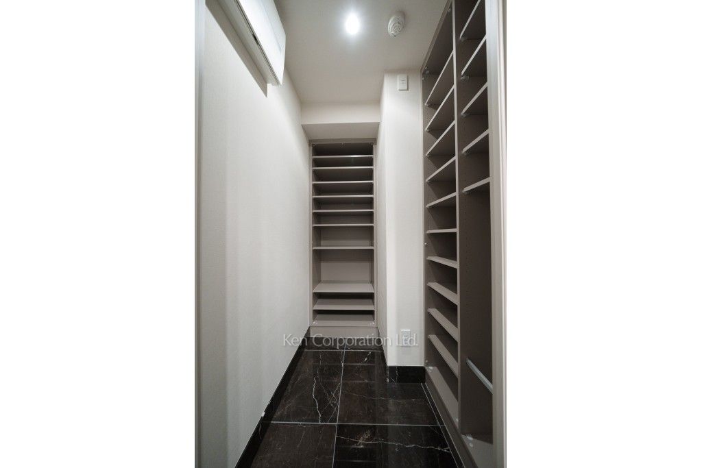 ザ・パークハウス渋谷南平台の写真 シューズインクローゼット