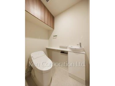 レガシス中目黒の写真 トイレ ※13階の同じ間取タイプを撮影。仕様が異なることがあります。