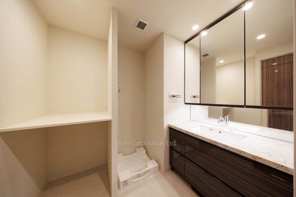 レガシス中目黒の写真 パウダールーム ※13階の同じ間取タイプを撮影。仕様が異なることがあります。