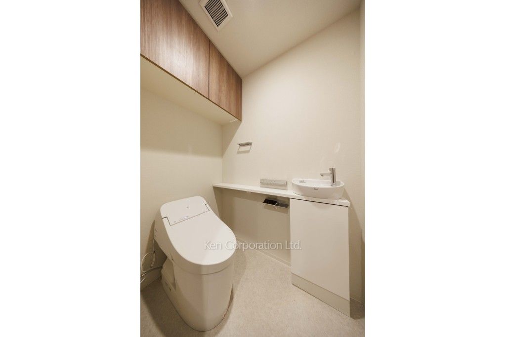 レガシス中目黒の写真 トイレ ※13階の同じ間取タイプを撮影。仕様が異なることがあります。