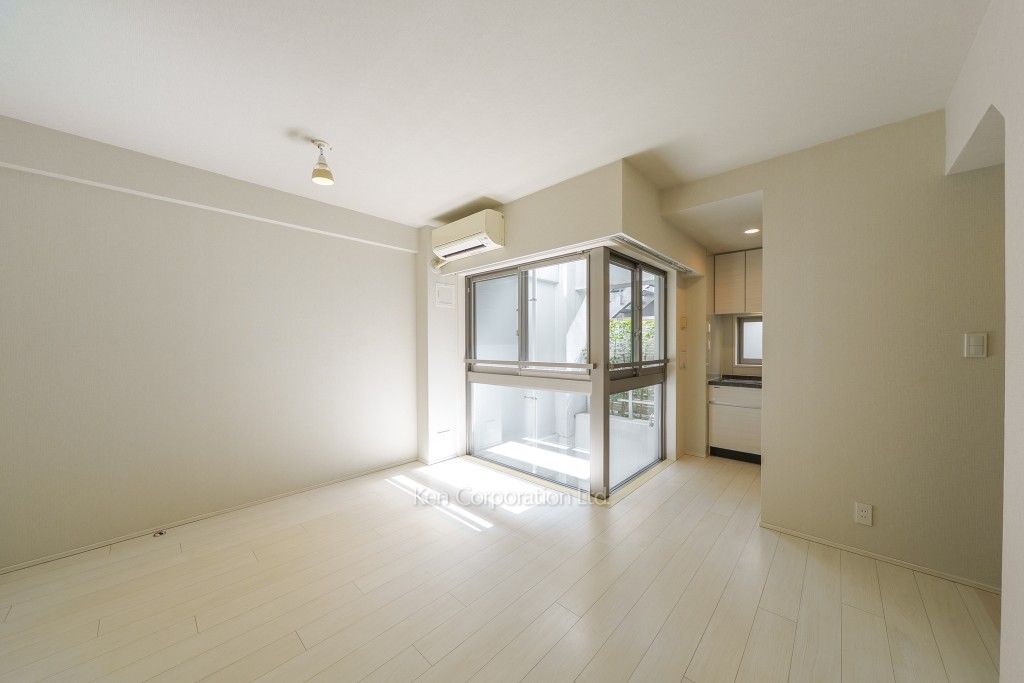 オープンレジデンス南青山イーストテラスの写真 居室（LDなど）