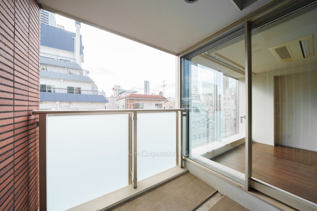 プレミスト赤坂檜町公園の写真 バルコニー