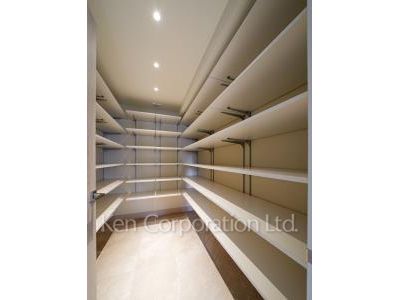 有栖川パークマンションの写真 シューズインクローゼット