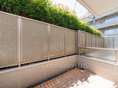 パークハウス市谷砂土原町レフィナールの写真 バルコニー