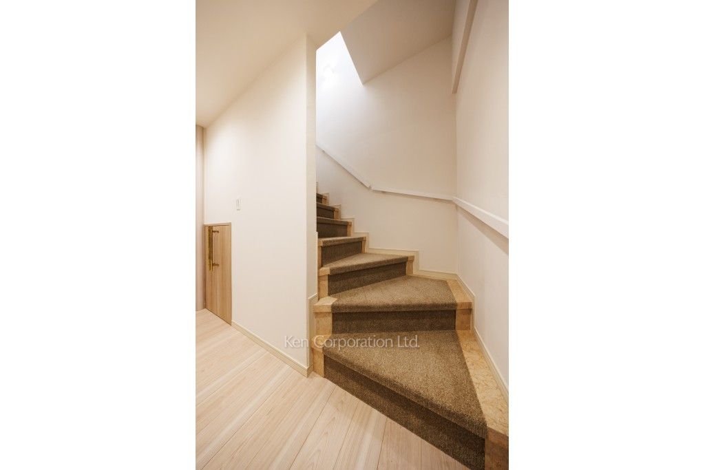 パークハウス市谷砂土原町レフィナールの写真 階段