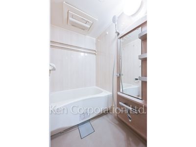 レジディア学芸大学の写真 バスルーム ※写真・画像は実際と異なる場合がございます。部屋写真は同一タイプのものです。（ただし、画像中にタイプ名の記載がある場合はその記載内容を優先します。）