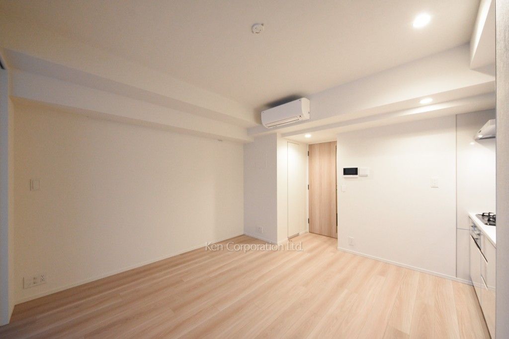 パークアクシスプレミア南青山五丁目の写真 居室（LDなど） ※2階の同じ間取タイプを撮影。仕様が異なることがあります。