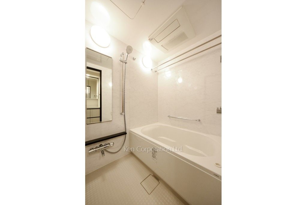 パークアクシスプレミア南青山五丁目の写真 バスルーム ※2階の同じ間取タイプを撮影。仕様が異なることがあります。