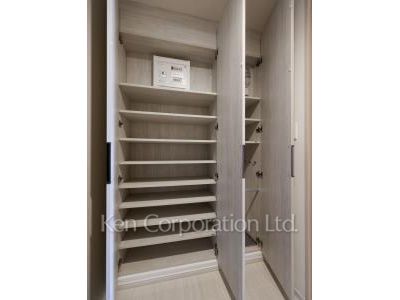 パークアクシス元麻布の写真 シューズクローゼット