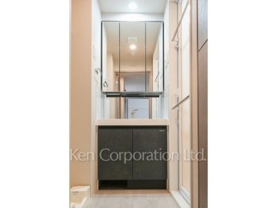 コンフォリア・リヴ品川戸越の写真 パウダールーム ※写真・画像は実際と異なる場合がございます。部屋写真は同一タイプのものです。（ただし、画像中にタイプ名の記載がある場合はその記載内容を優先します。）