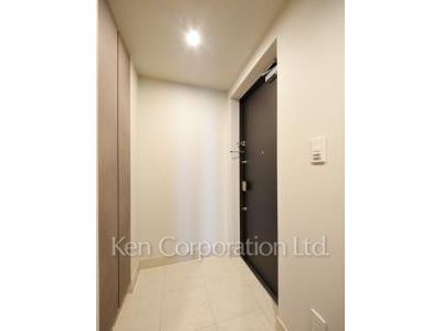 プライムガーデン恵比寿南の写真 玄関 ※10階の同じ間取タイプを撮影。仕様が異なることがあります。