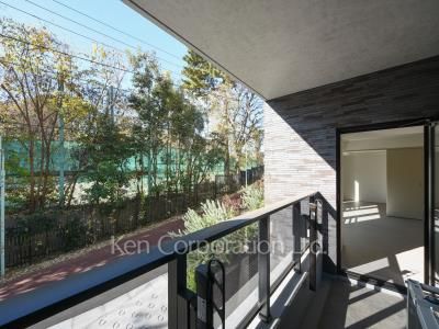 スタイリオ目黒大橋HILLSIDEの写真 バルコニー