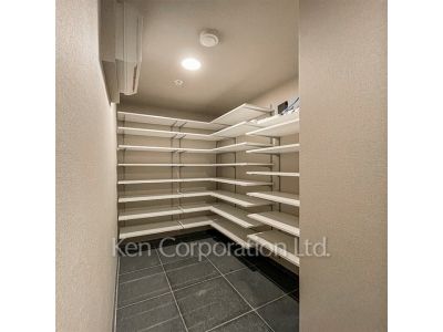 ロイヤルパークス品川の写真 クローゼット等 ※写真・画像は実際と異なる場合がございます。部屋写真は同一タイプのものです。（ただし、画像中にタイプ名の記載がある場合はその記載内容を優先します。）