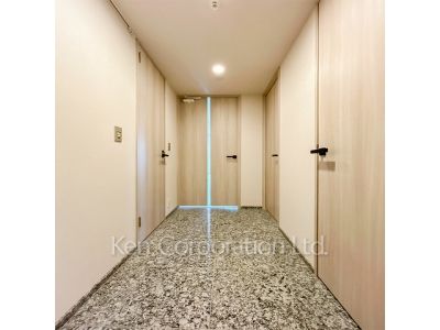ロイヤルパークス品川の写真 玄関 ※写真・画像は実際と異なる場合がございます。部屋写真は同一タイプのものです。（ただし、画像中にタイプ名の記載がある場合はその記載内容を優先します。）