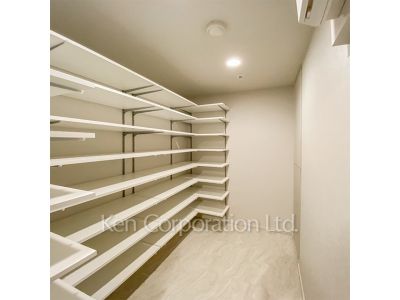 ロイヤルパークス品川の写真 クローゼット等 ※写真・画像は実際と異なる場合がございます。部屋写真は同一タイプのものです。（ただし、画像中にタイプ名の記載がある場合はその記載内容を優先します。）