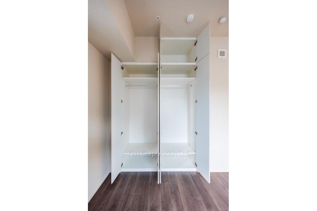 The glow Mitaの写真 クローゼット ※12階の同じ間取タイプを撮影。仕様が異なることがあります。