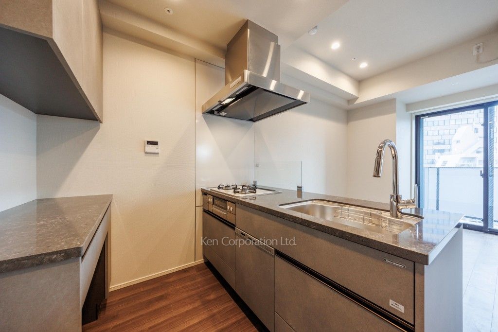 The glow Mitaの写真 キッチン ※12階の同じ間取タイプを撮影。仕様が異なることがあります。