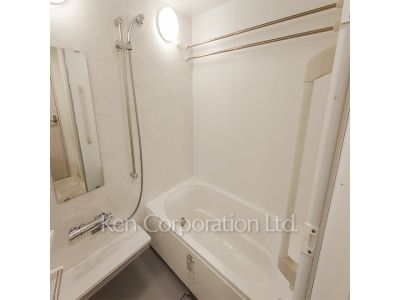 バスルーム ※写真・画像は実際と異なる場合がございます。部屋写真は同一タイプのものです。（ただし、画像中にタイプ名の記載がある場合はその記載内容を優先します。）