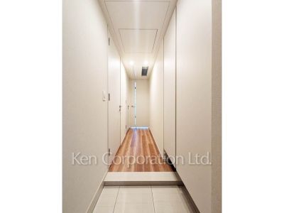 玄関 ※写真・画像は実際と異なる場合がございます。部屋写真は同一タイプのものです。（ただし、画像中にタイプ名の記載がある場合はその記載内容を優先します。）