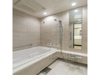 バスルーム ※写真・画像は実際と異なる場合がございます。部屋写真は同一タイプのものです。（ただし、画像中にタイプ名の記載がある場合はその記載内容を優先します。）