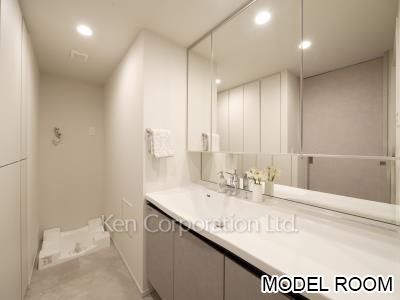パウダールーム　※MODEL ROOM
