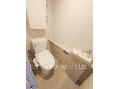 トイレ ※写真・画像は実際と異なる場合がございます。部屋写真は同一タイプのものです。（ただし、画像中にタイプ名の記載がある場合はその記載内容を優先します。）