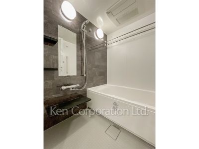 バスルーム ※写真・画像は実際と異なる場合がございます。部屋写真は同一タイプのものです。（ただし、画像中にタイプ名の記載がある場合はその記載内容を優先します。）