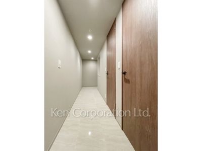 玄関 ※写真・画像は実際と異なる場合がございます。部屋写真は同一タイプのものです。（ただし、画像中にタイプ名の記載がある場合はその記載内容を優先します。）