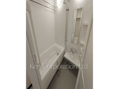 バスルーム ※写真・画像は実際と異なる場合がございます。部屋写真は同一タイプのものです。（ただし、画像中にタイプ名の記載がある場合はその記載内容を優先します。）