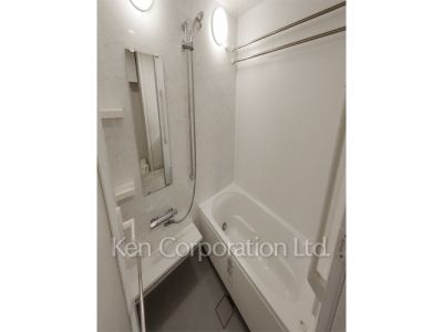 バスルーム ※写真・画像は実際と異なる場合がございます。部屋写真は同一タイプのものです。（ただし、画像中にタイプ名の記載がある場合はその記載内容を優先します。）
