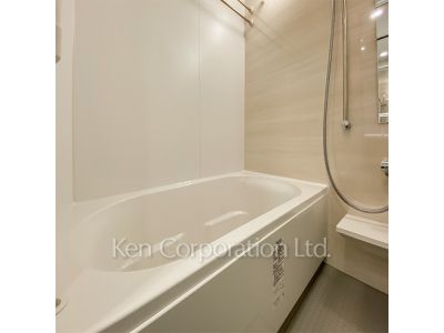 バスルーム ※写真・画像は実際と異なる場合がございます。部屋写真は同一タイプのものです。（ただし、画像中にタイプ名の記載がある場合はその記載内容を優先します。）