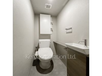 トイレ ※写真・画像は実際と異なる場合がございます。部屋写真は同一タイプのものです。（ただし、画像中にタイプ名の記載がある場合はその記載内容を優先します。）