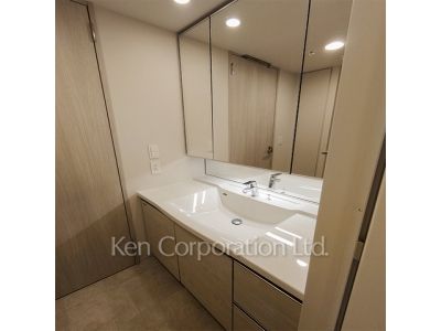 パウダールーム ※写真・画像は実際と異なる場合がございます。部屋写真は同一タイプのものです。（ただし、画像中にタイプ名の記載がある場合はその記載内容を優先します。）