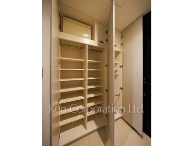 愛宕グリーンヒルズフォレストタワーの写真 シューズクローゼット